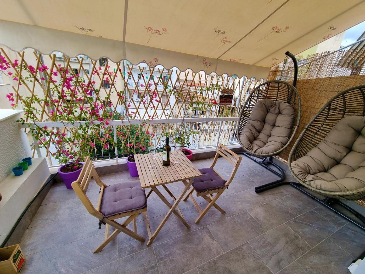 Wow Penthouse Boutique In The Heart Of Historical Center Daire Atina Dış mekan fotoğraf